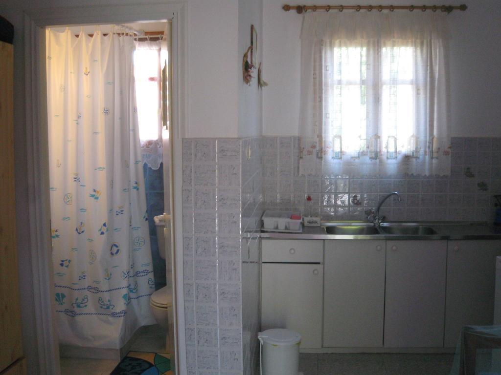 Maria Charalampaki Studios Σκύρος Δωμάτιο φωτογραφία