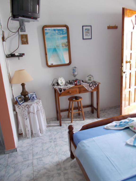 Maria Charalampaki Studios Σκύρος Εξωτερικό φωτογραφία